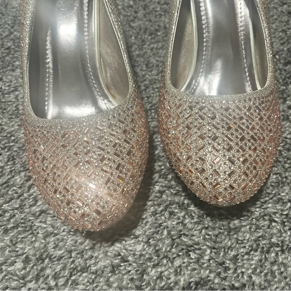 Rose gold heels size 8 - Picture 3 of 9